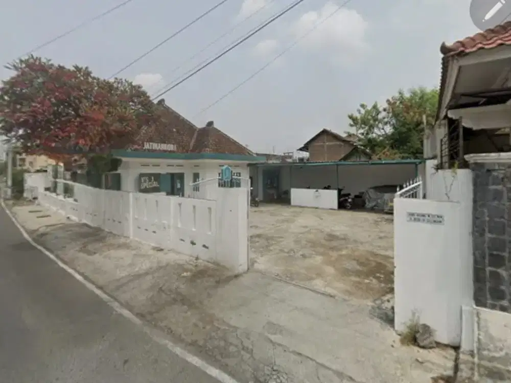 Rumah Klasik Eks Kuliner Strategis di Gilingan Banjarsari Solo
