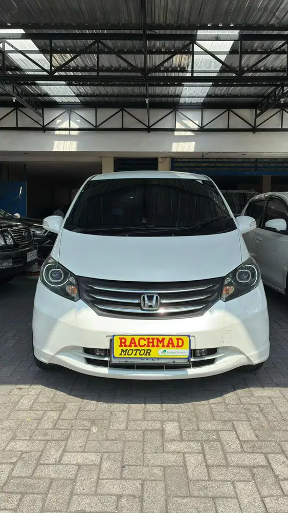 Honda Freed 2012 Bensin