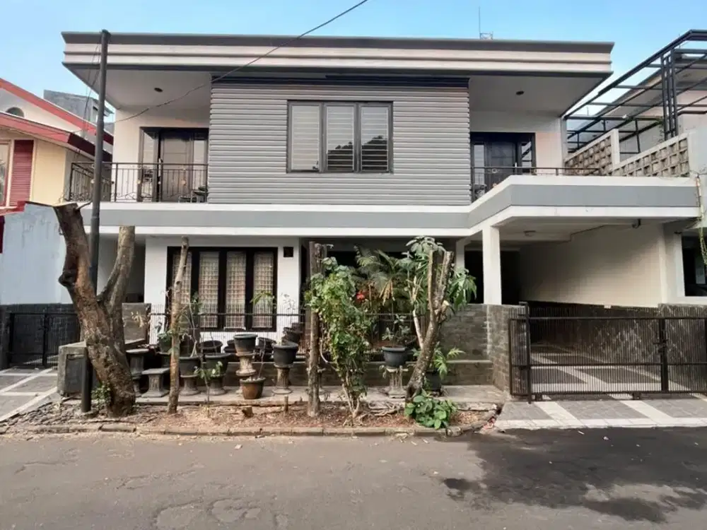 Rumah 2 Lantai Bintaro Sektor 9 – Fasad Modern, 5+1 Kamar, LB 324 m²