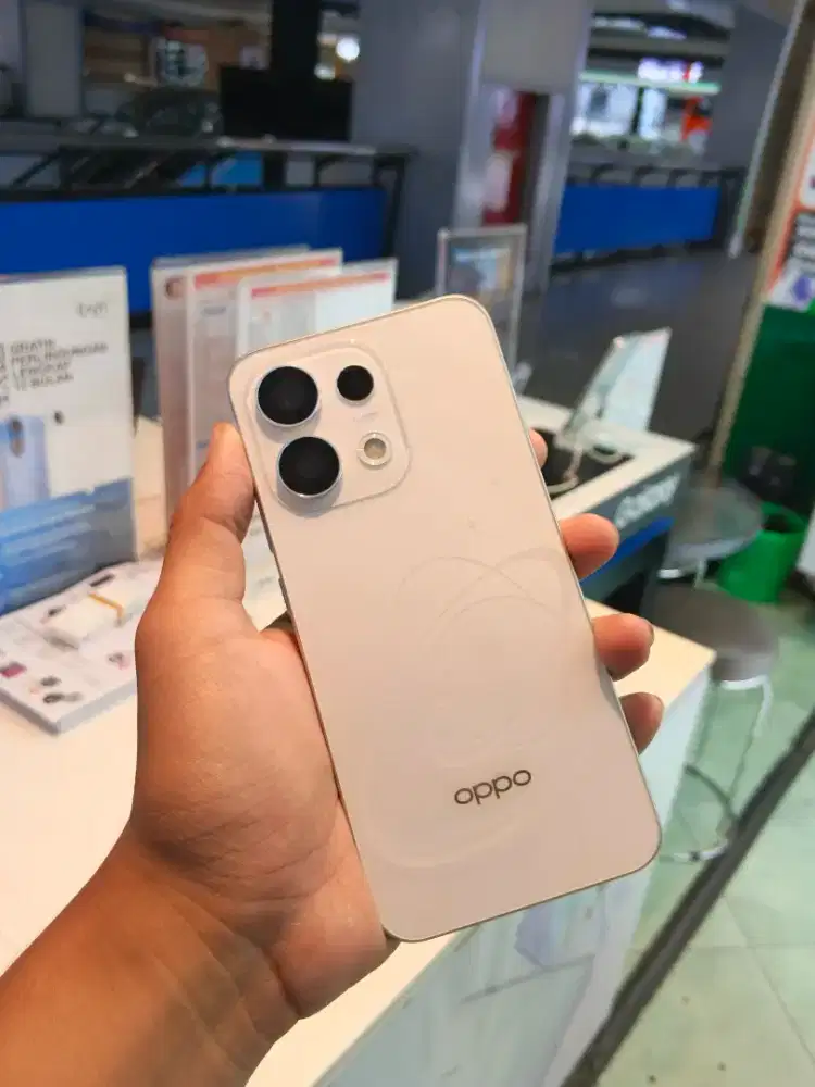 Oppo Reno 16F Cicilan 0%