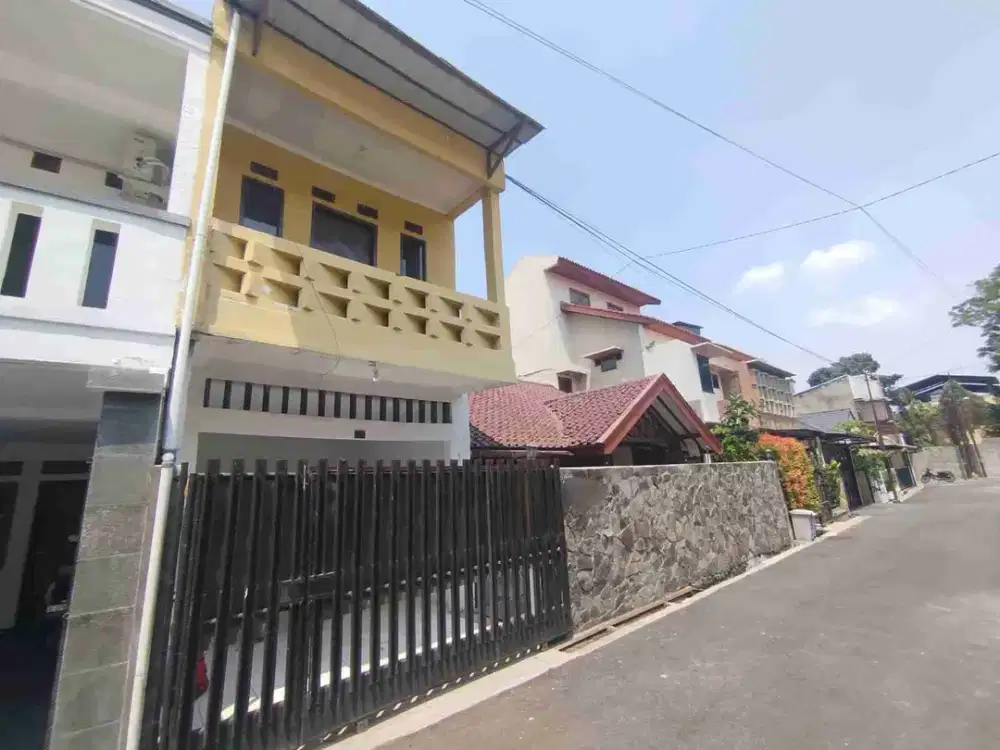 RUMAH 2 LANTAI, ASRI, NYAMAN, BISA UTK KANTOR, TANAH LUAS.
