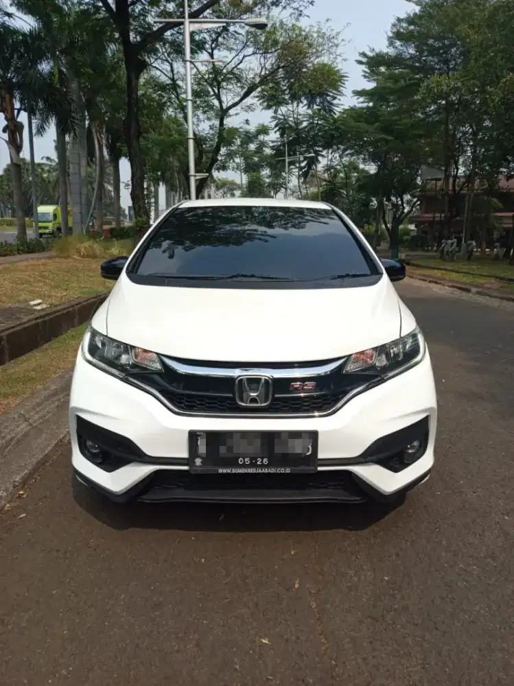 HONDA JAZZ RS AT 2018 PUTIH