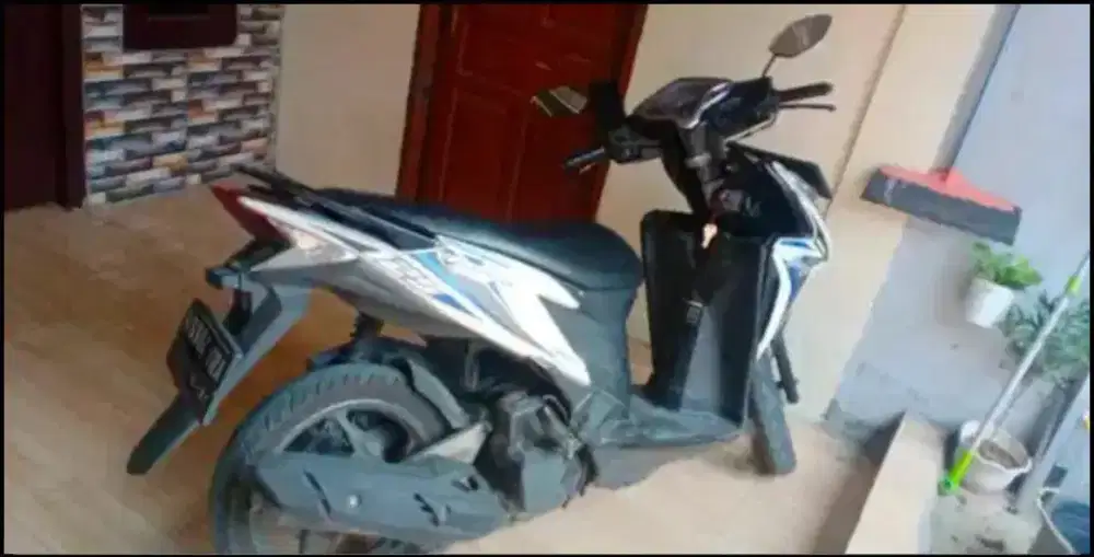 Vario 125 old kzr