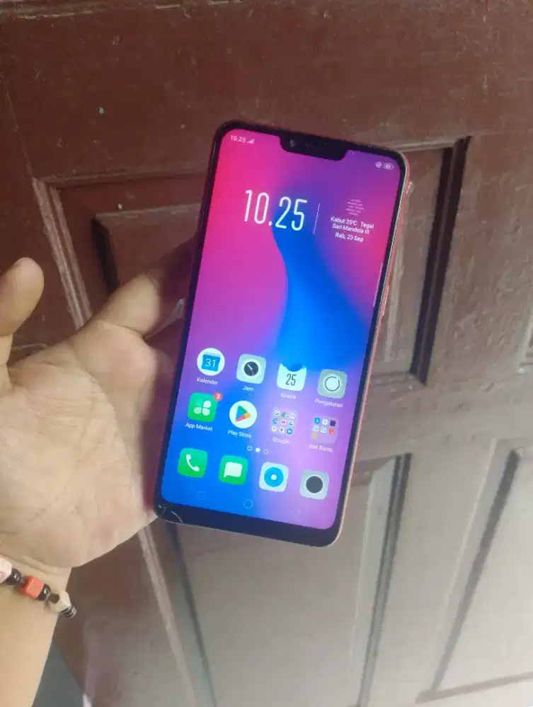 Oppo A3S 4G Ram 2/16 gb Baca Postingan