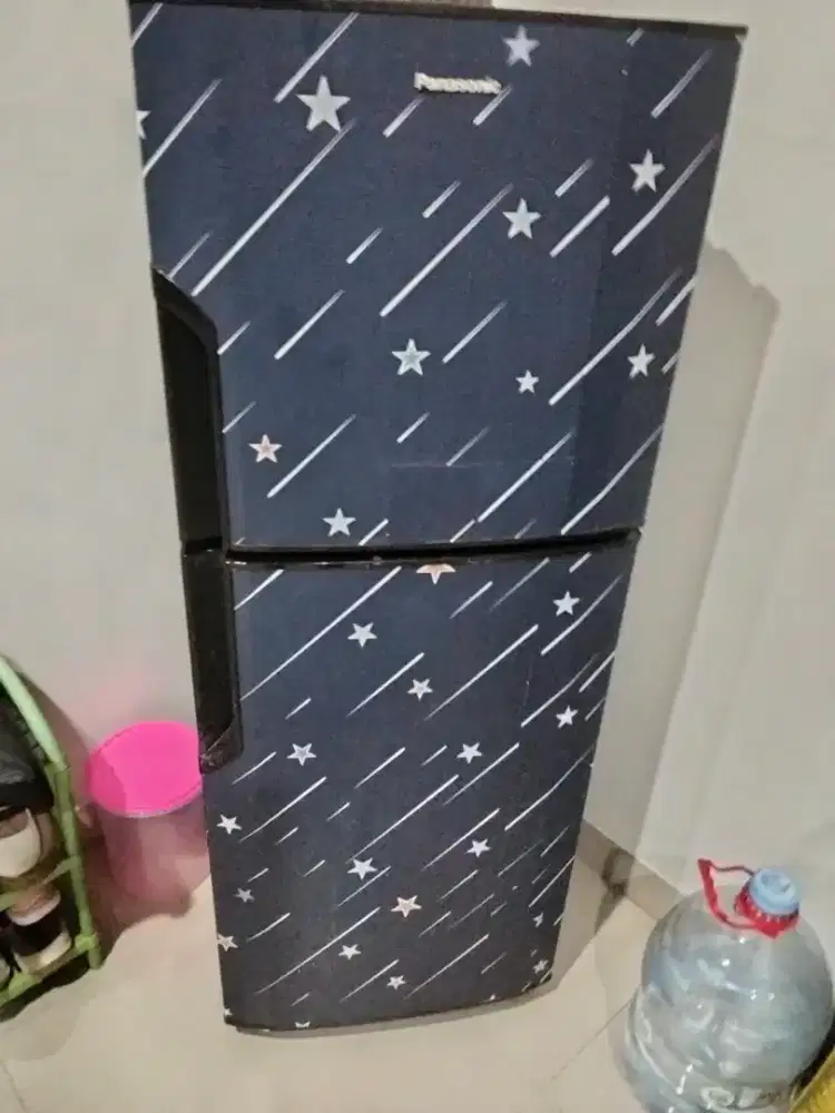 Kulkas 2 pintu merk PANASONIC