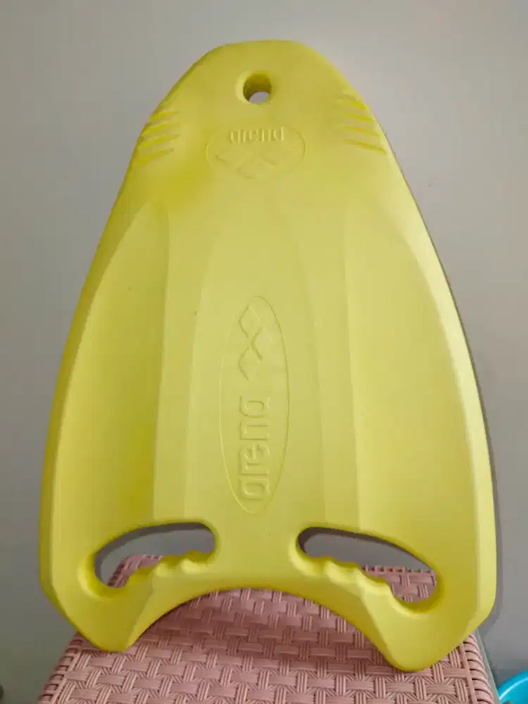 ARENA Kickboard Papan Pelampung Renang