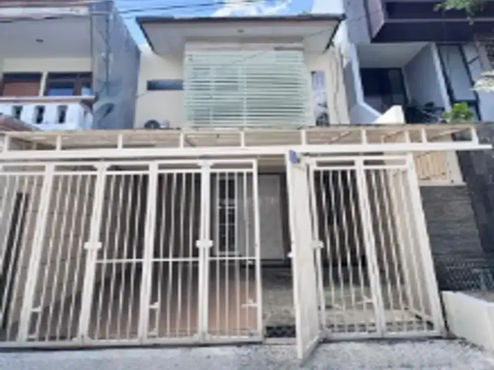 rumah dijual manyar tirtoyoso selatan surabaya