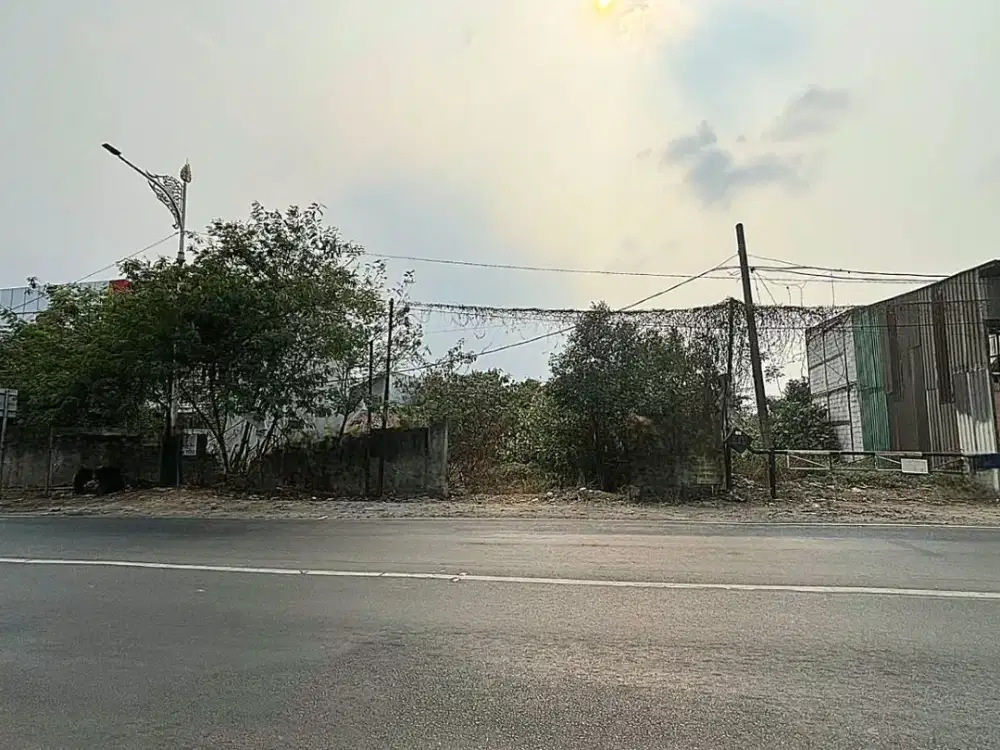 DiJual Tanah Kosong di Narogong Raya belakang Kotawisata dekat tol Nagrak
