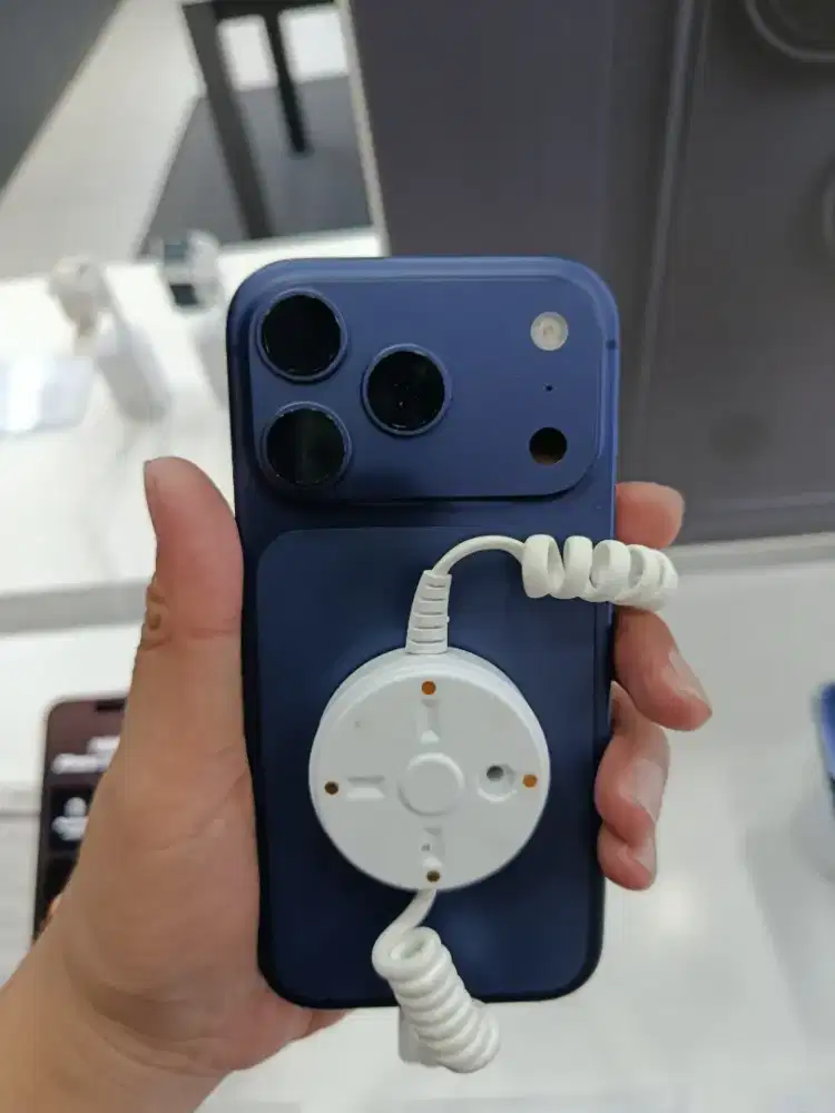 iPhone 17 Pro (Promo cicilan bunga 0%)