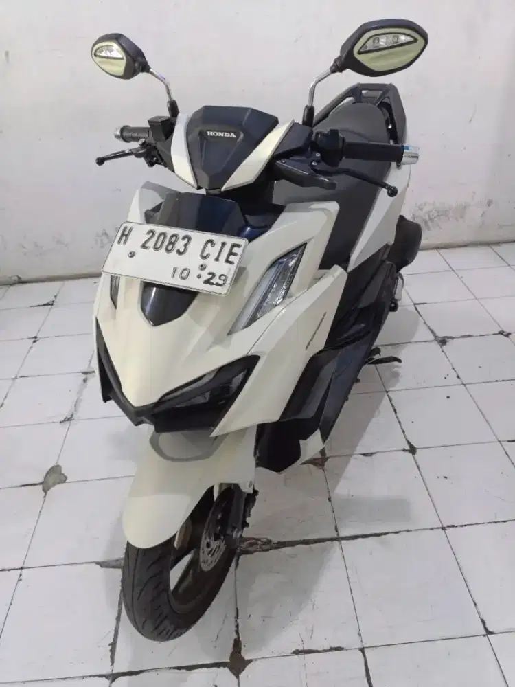 vario 160 putih thn 2024