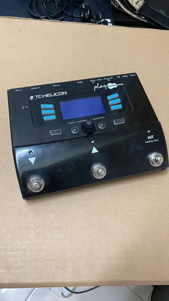TC Helicon Play Acoustic Efek Vocal