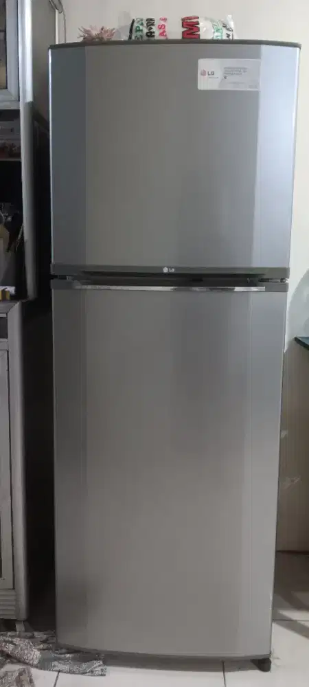 Kulkas LG 2 Pintu