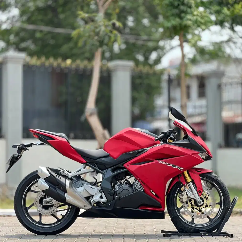 HONDA NEW CBR 250RR NON ABS MERAH DOFF 2020 KM LOW PAJAK PANJANG MULUS