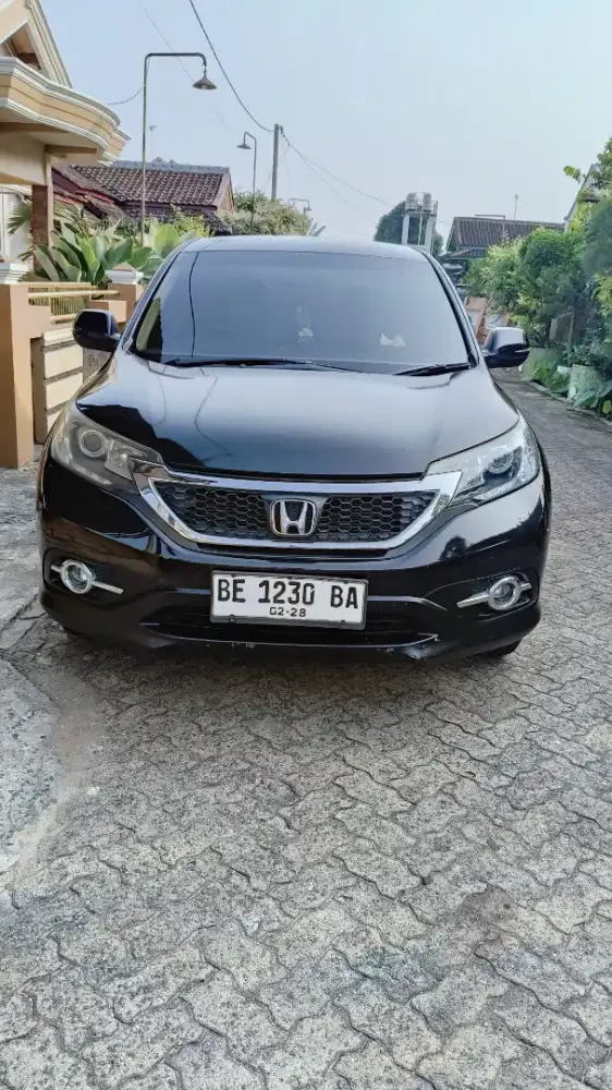 Dijual Mobil CRV th 2013 pakaian Istri