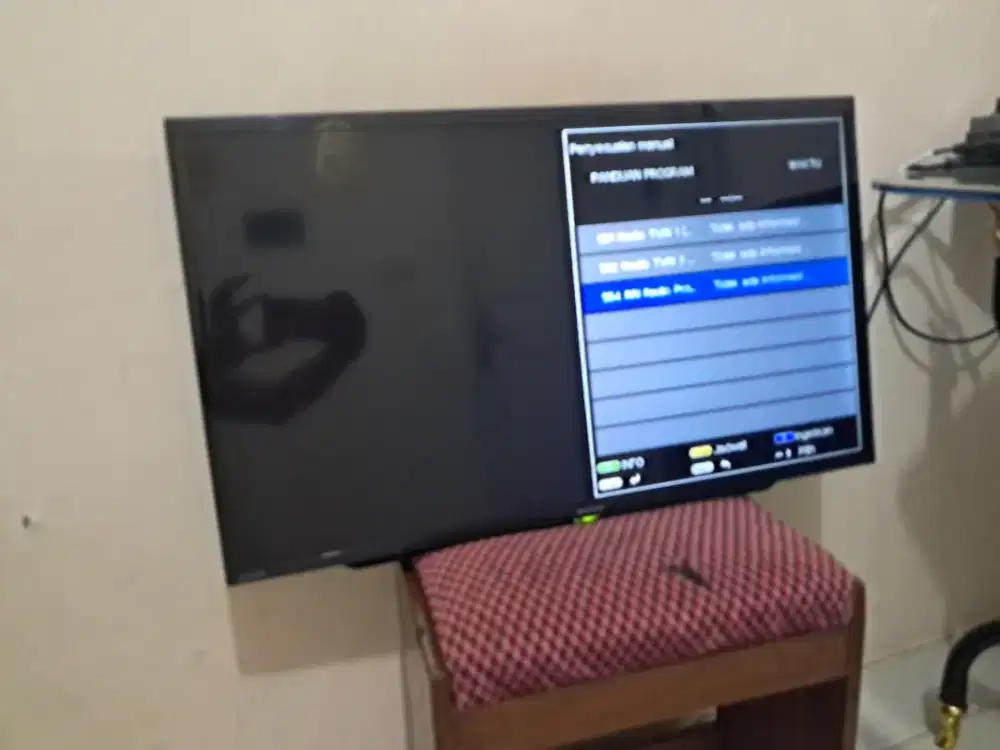 TV sharp aquos LED 32