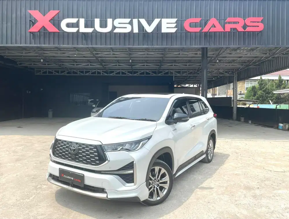 (DP 95jt) Toyota Zenix Q Hybrid Modelista 2.0 2023 Automatic, Vipcars