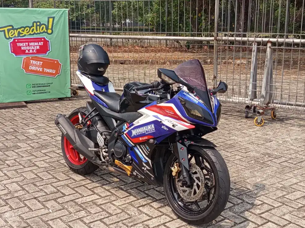YAMAHA R15 V2 TAHUN 2015 - SIAP PAKAI