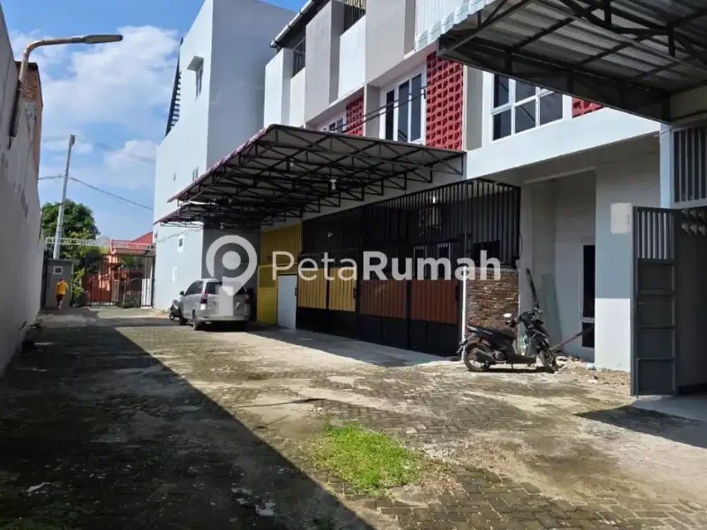 DIJUAL RUMAH JALAN AMPERA KOMPLEK AMPERA KYOTO - MEDAN TEMBUNG (hendy)