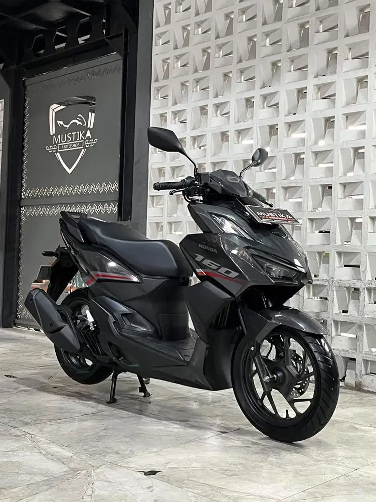 Istimewa!!Honda Vario 160 CBS th 2022 - Ayu Mustika