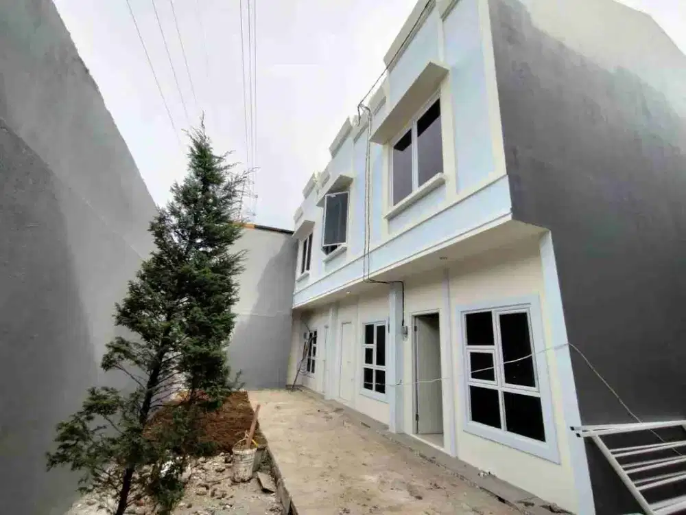 Rumah murah 2 lantai,SHM di Cipinang