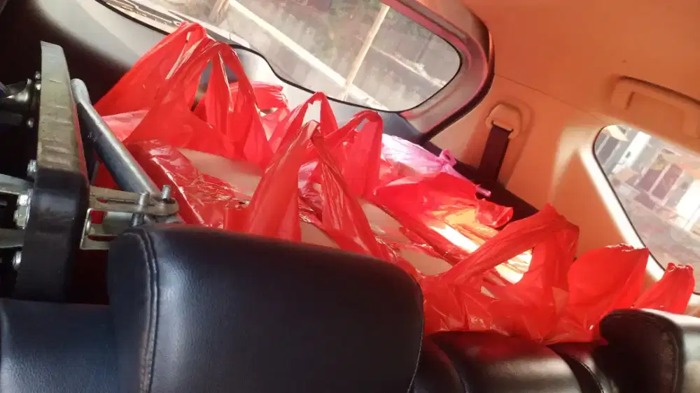 Helper catring di butuhkan laki