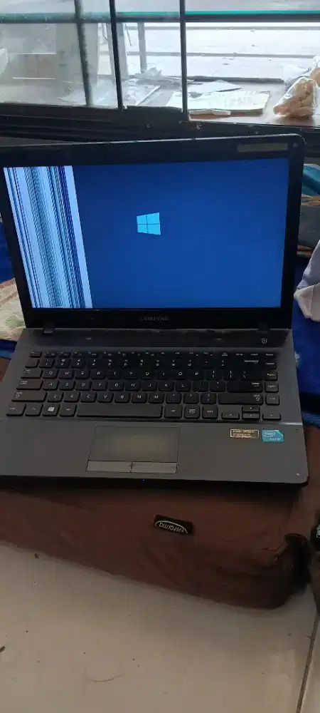 Dijual Laptop Samsung seadanya