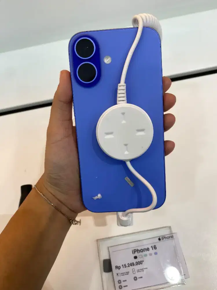 iphone 16 biru 128