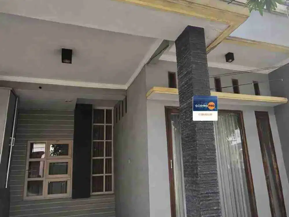 Cibubur Country, Rumah Dijual 2 lantai 4 kamar