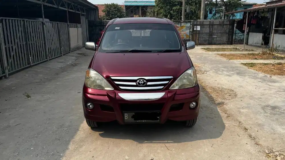 MOBIL ANTIK TOYOTA AVANZA GENERASI PERTAMA BANDEL 2004 G MANUAL
