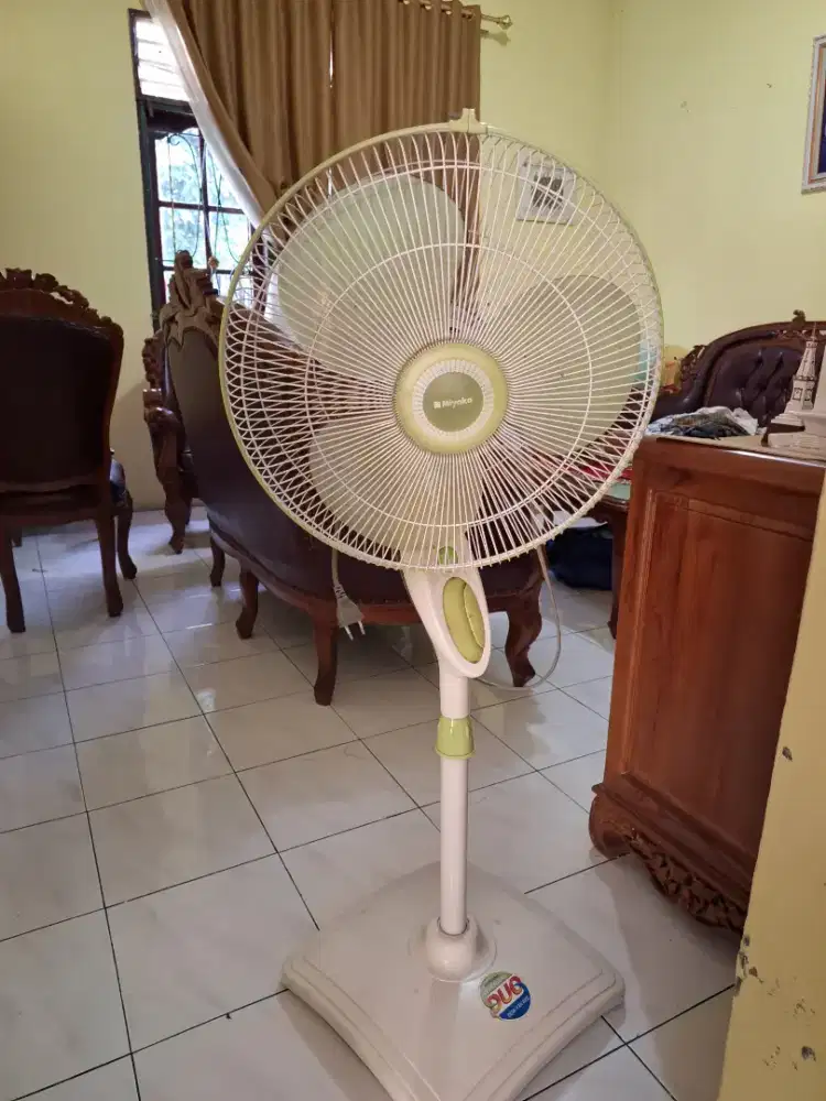 Kipas angin miyako bekas 16-Normal, siap pakai