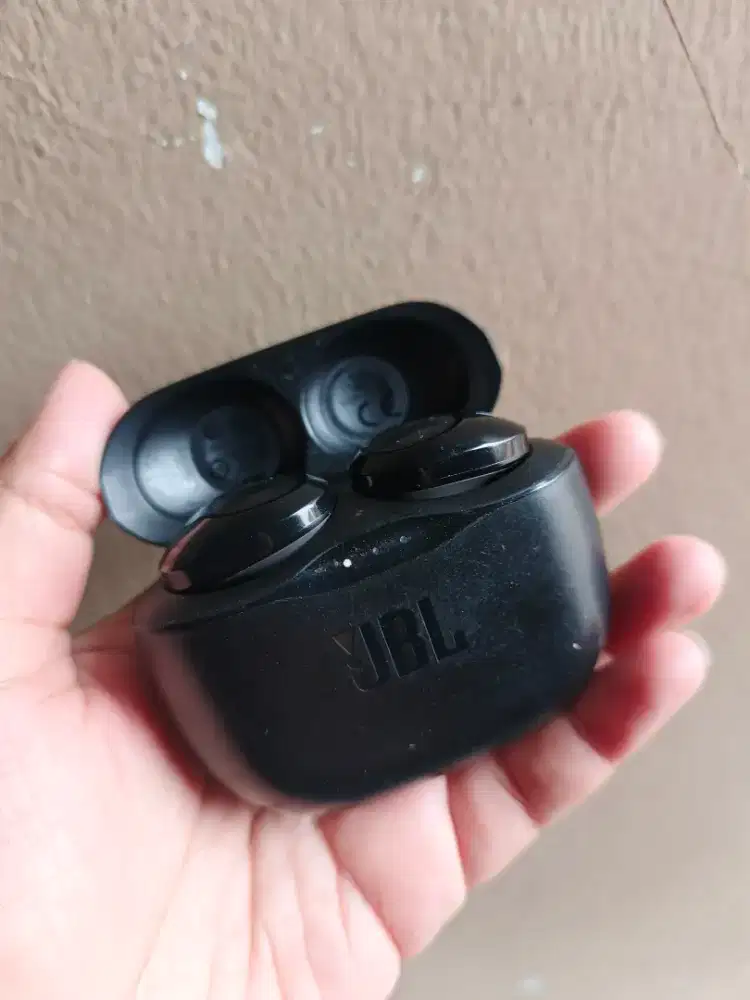 Jual headset JBL tune 120 tws