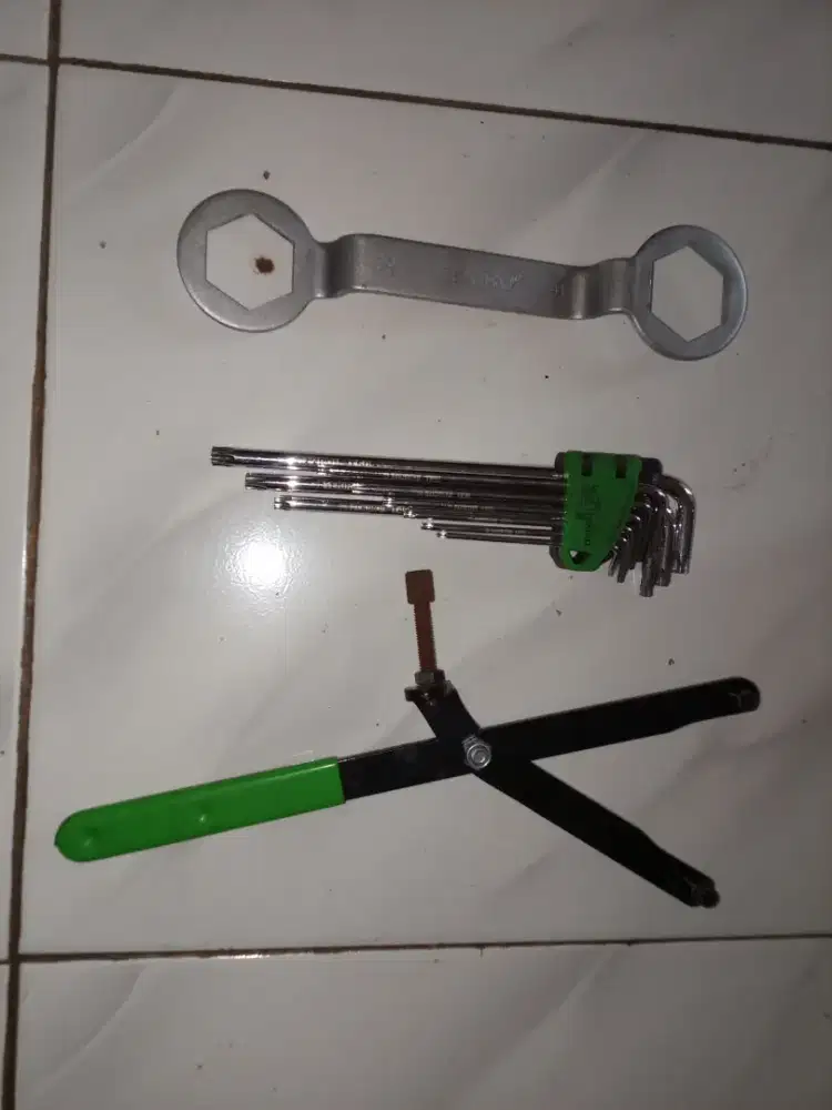 Kunci CVT Tekiro Dan L Bintang Tekirro