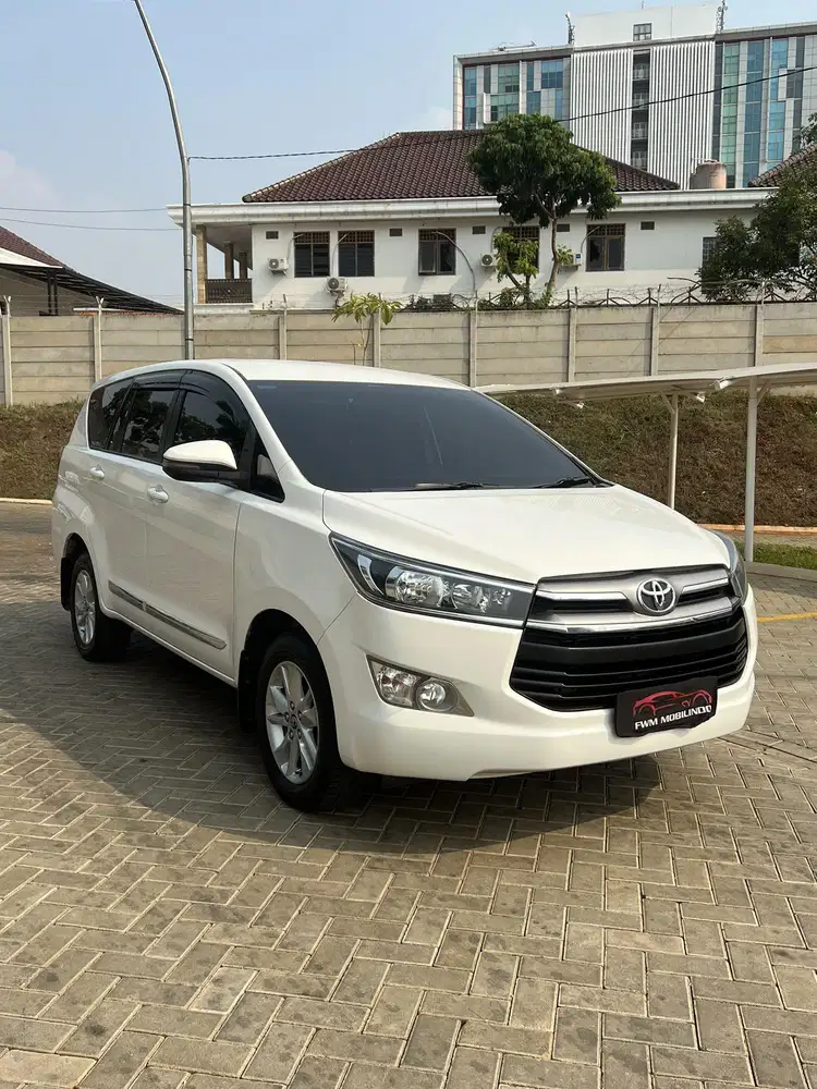 Toyota innova G solar 2.4 AT 2019 putih, terawat