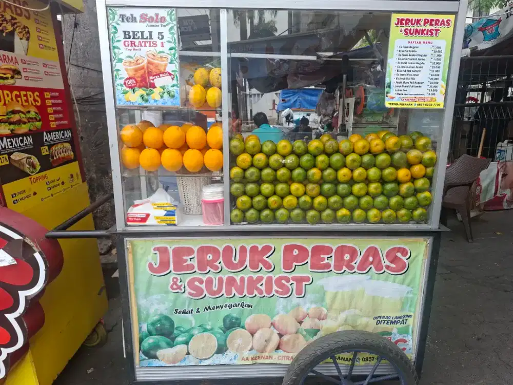 Di butuhkan karyawati