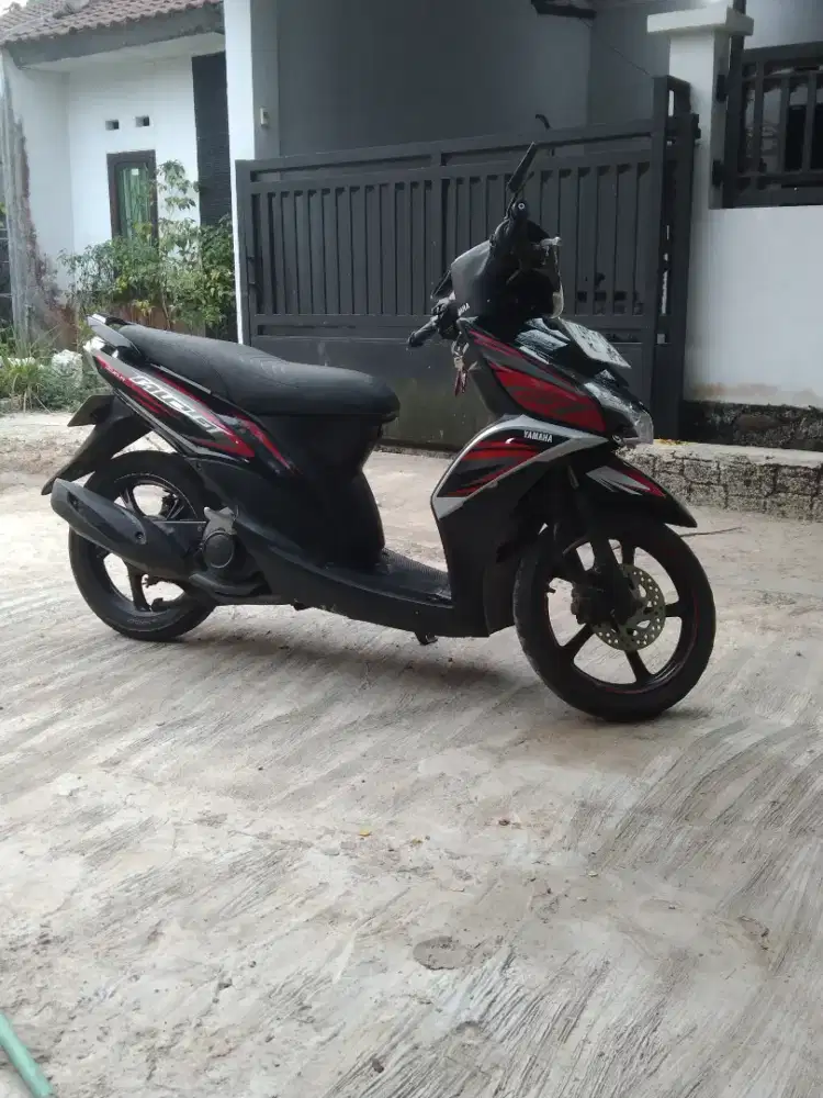 Yg minat aja mio gt 2014 kondisi 90% mesin alus