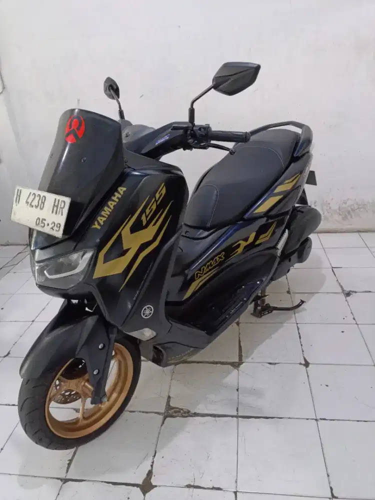 n max keyles hitam dop