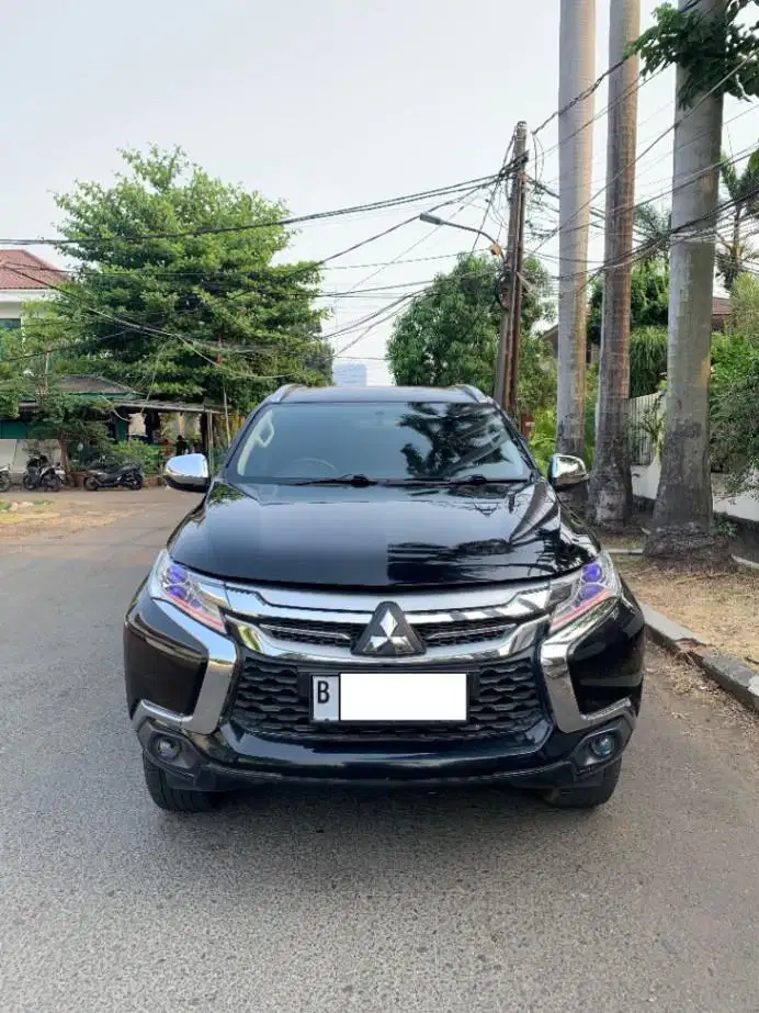 MITSUBISHI PAJERO SPORT 2.5 EXCEED DIESEL AUTOMATIC 2020 (PAJAK 2027)