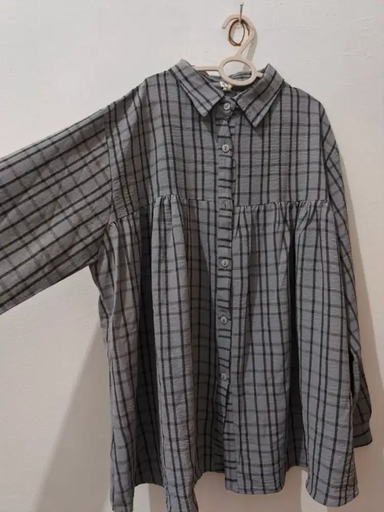 JUAL PRELOVED KEMEJA KOTAK KOTAK