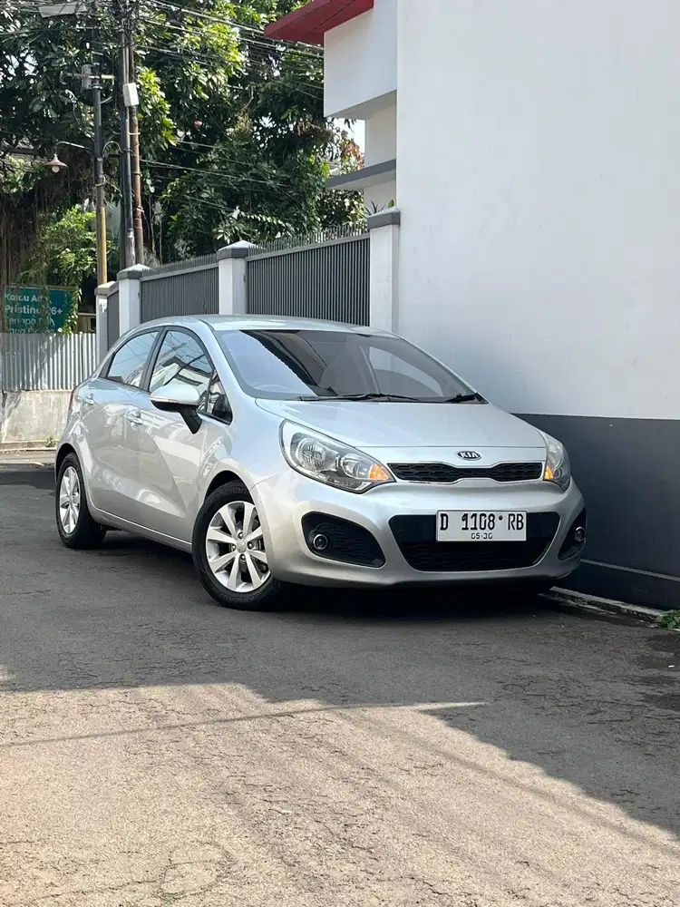 KIA New Rio 1.4 SE Hatchback 2012 Km.73rb