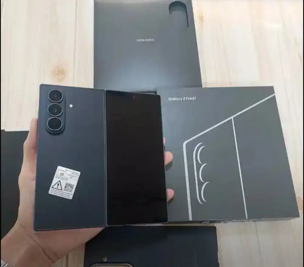 SAMSUNG Galaxy Z Fold 7 Ram 12/1TB, Black & Ex SEIN