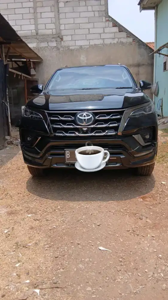 Fortuner VRZ 2021 Hitam