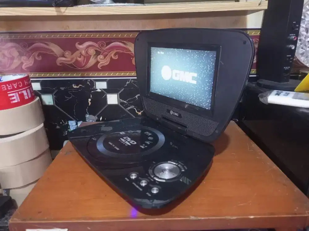 DVD portable GMC 9 inc