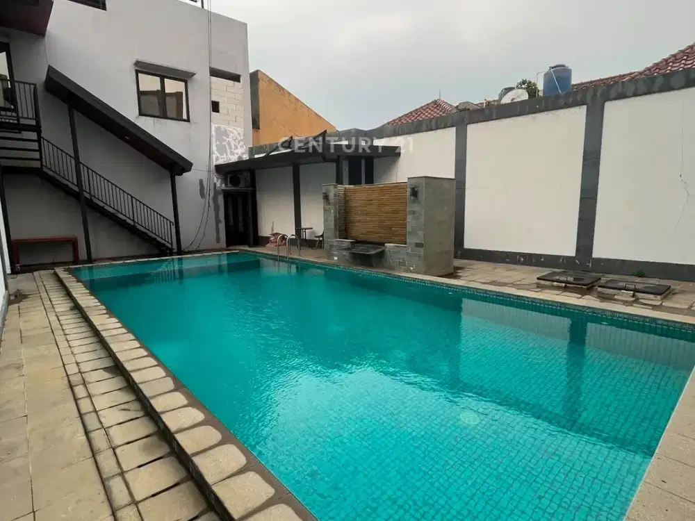 Disewakan Rumah Asri Full Furnished Di Cirendeu