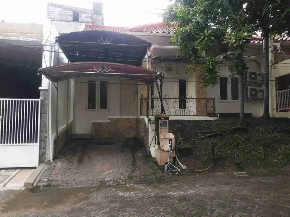 Rumah Dijual 1 Lt di Gresik regency manyar