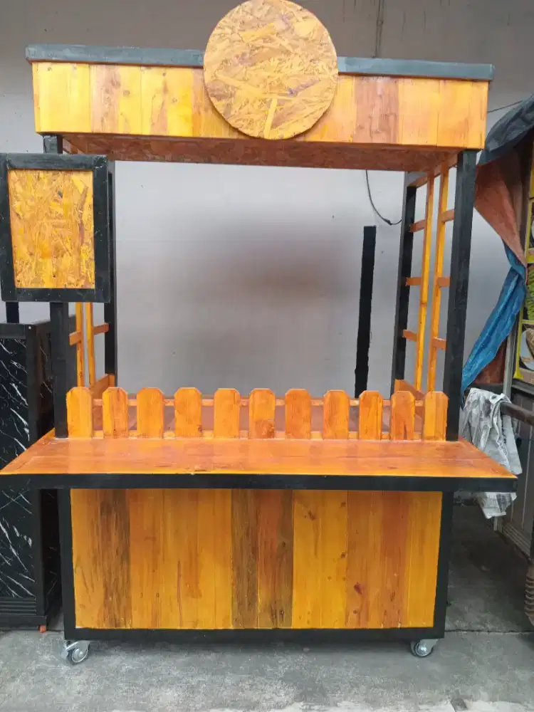 Dijual gerobak usaha kayu murahh aja