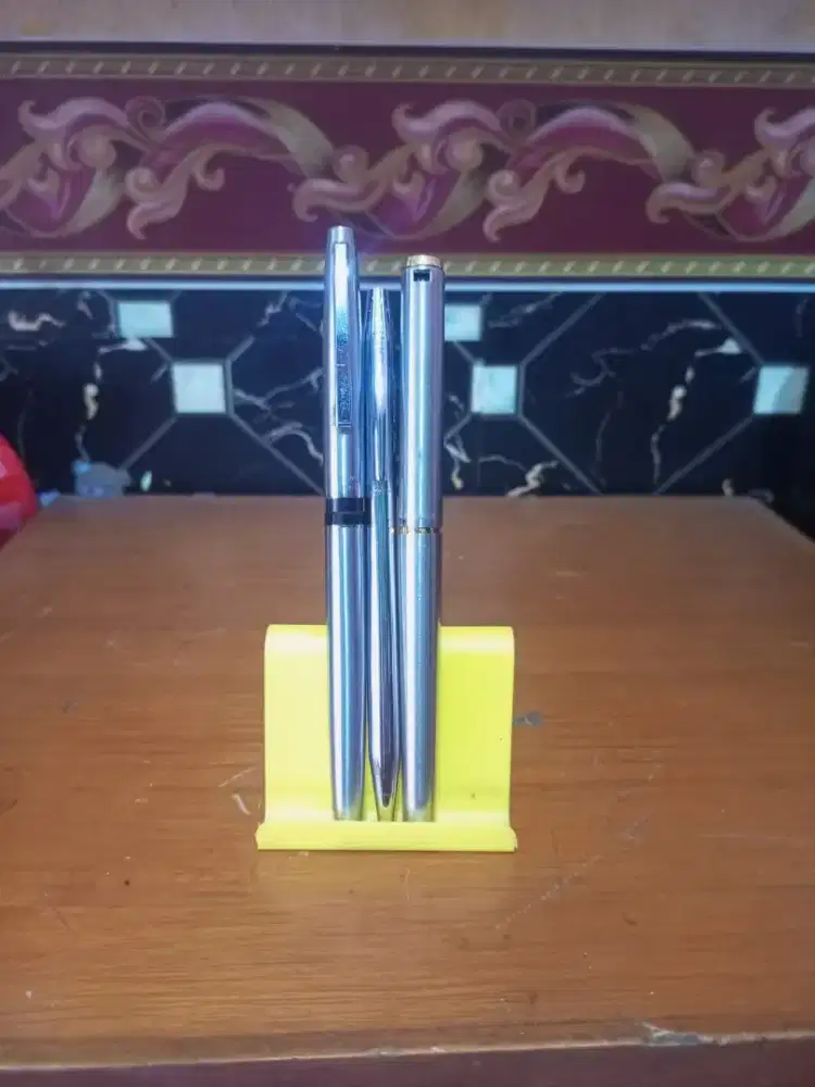 3 unit pulpen Parker/Pentel/cross