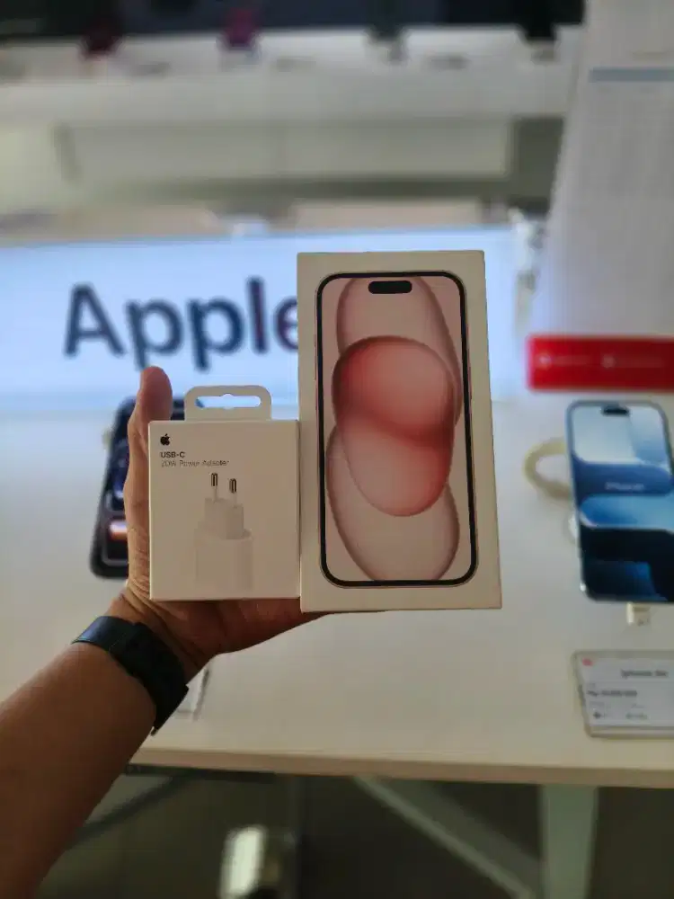 iPhone 15, 16, 17 series promo free adapter original Apple