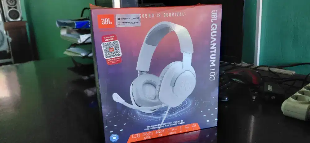 JBL QUANTUM 100
