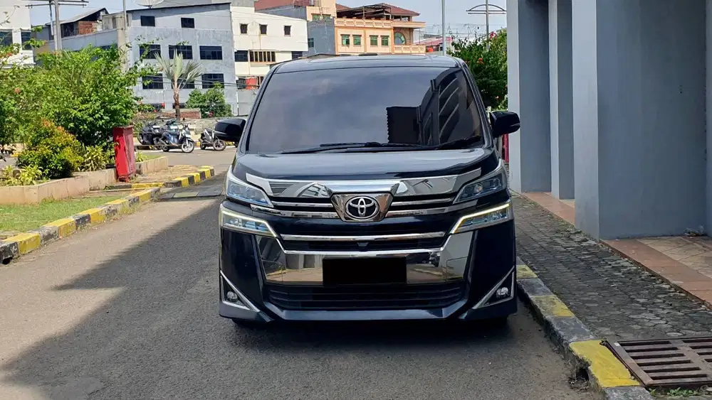 Toyota Vellfire 2.5 G AT Pilot Seat Black On Black 2018 Record Garansi