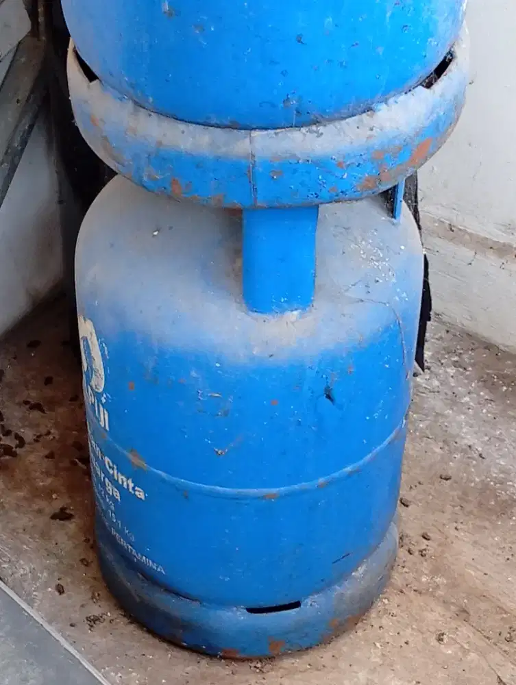 Tabung gas Elpiji 12 kg